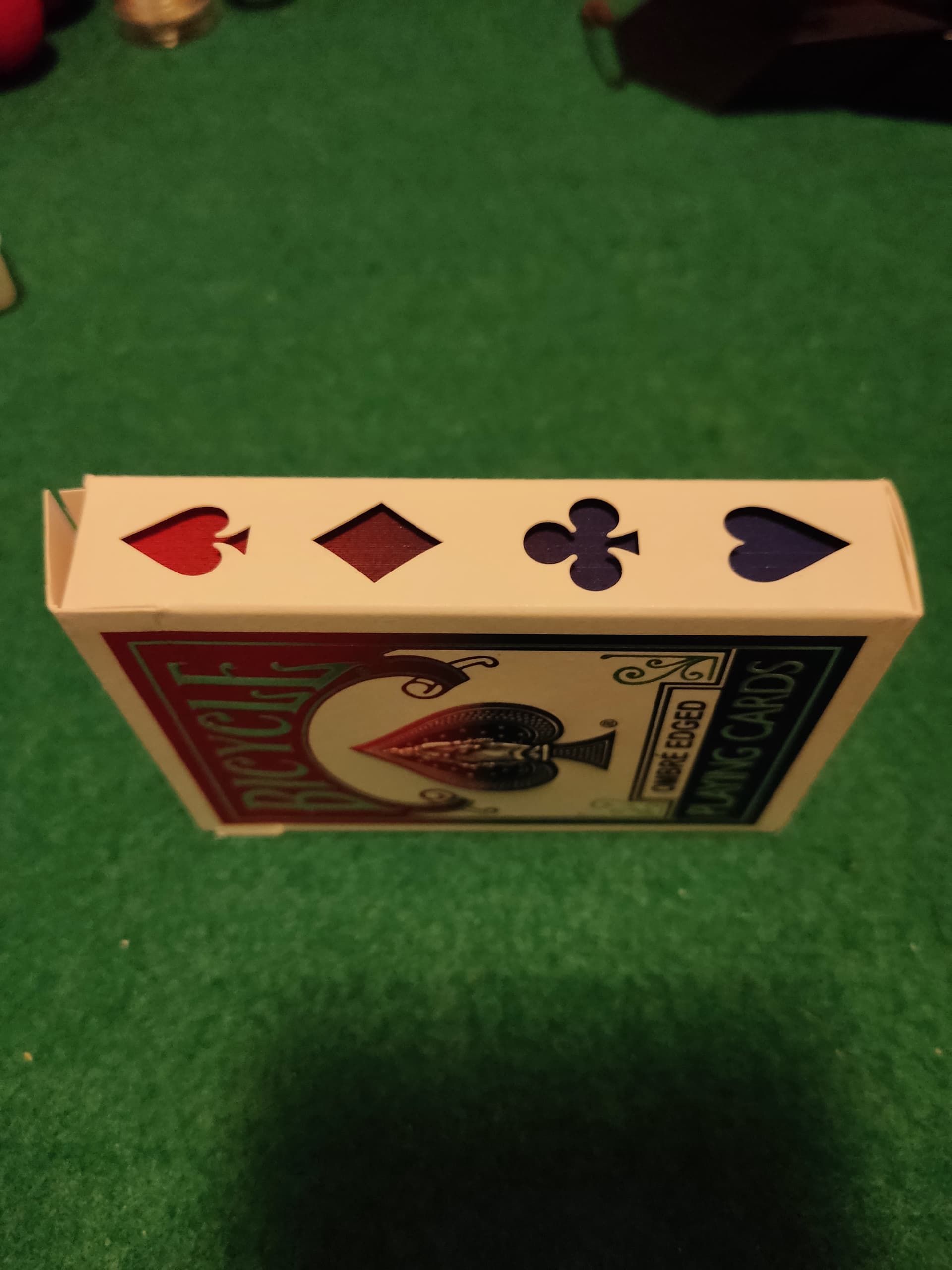 1702887441207|375x500