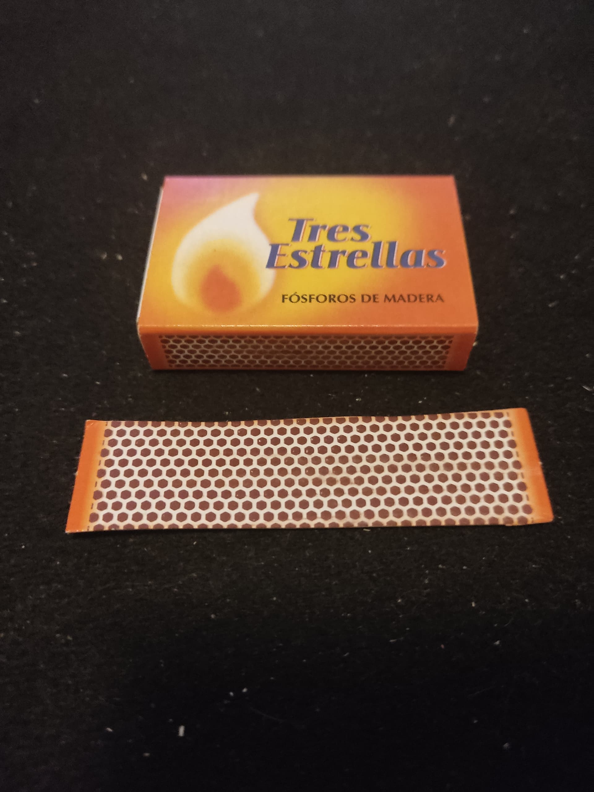 1733139990770|375x500